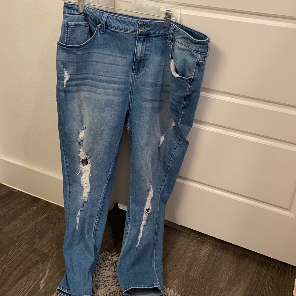 hot topic ripped mom jeans